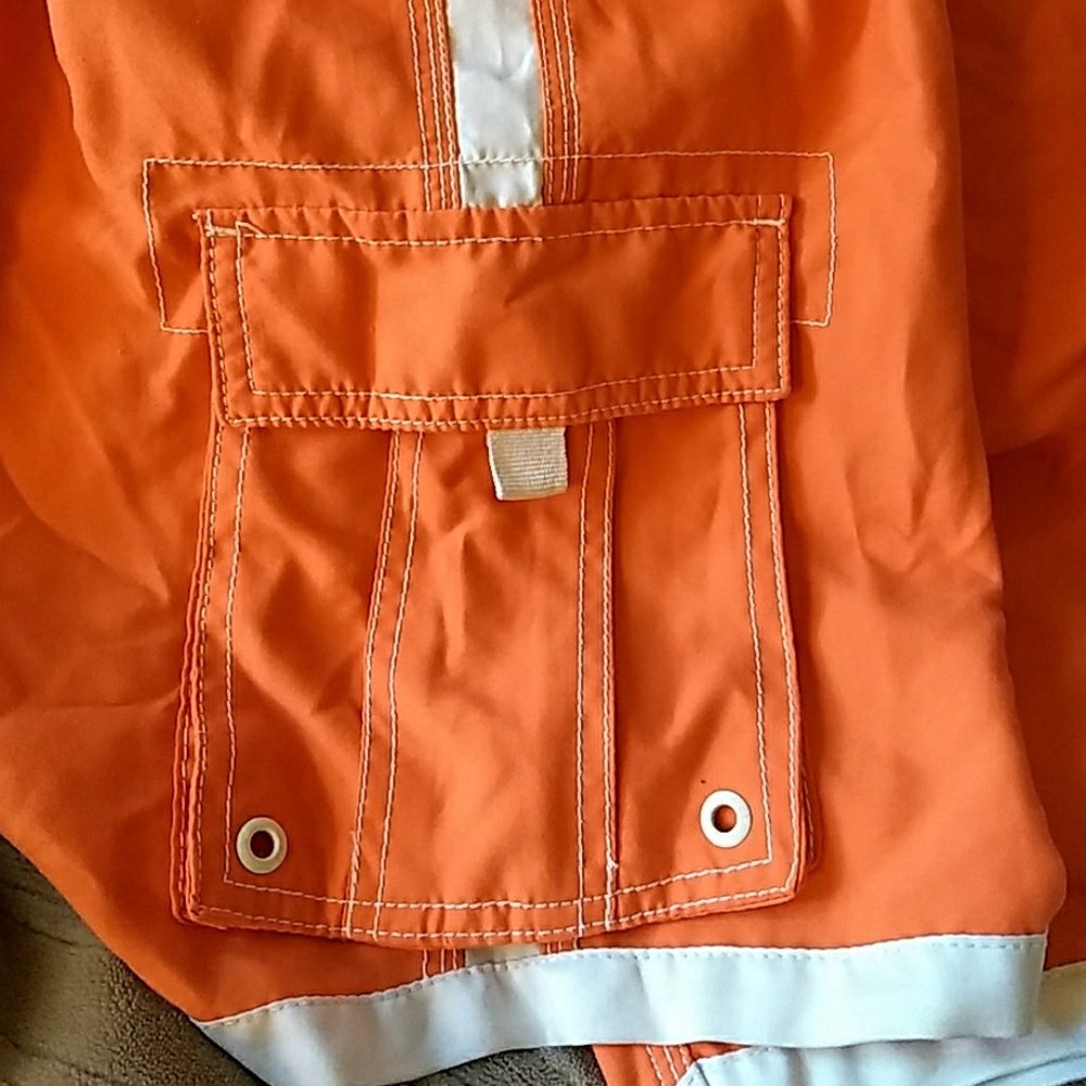 Swim trunks - Picture 2 of 3